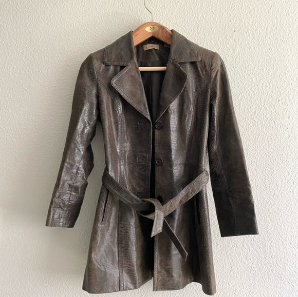 i. e. Leather jacket - Picture 2 of 9